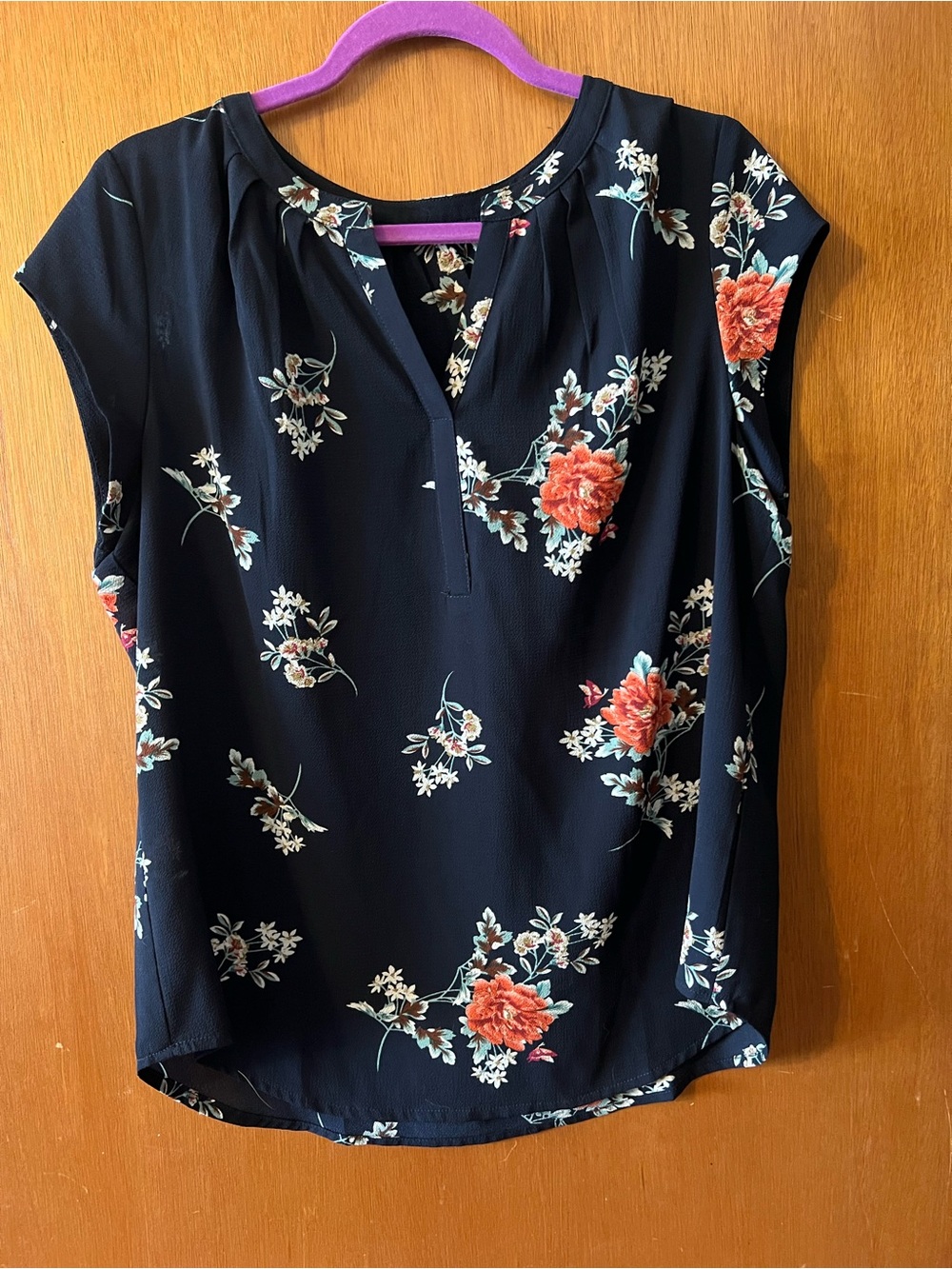 fun 2 fun Black Floral Split-Neck Cap Sleeve Top